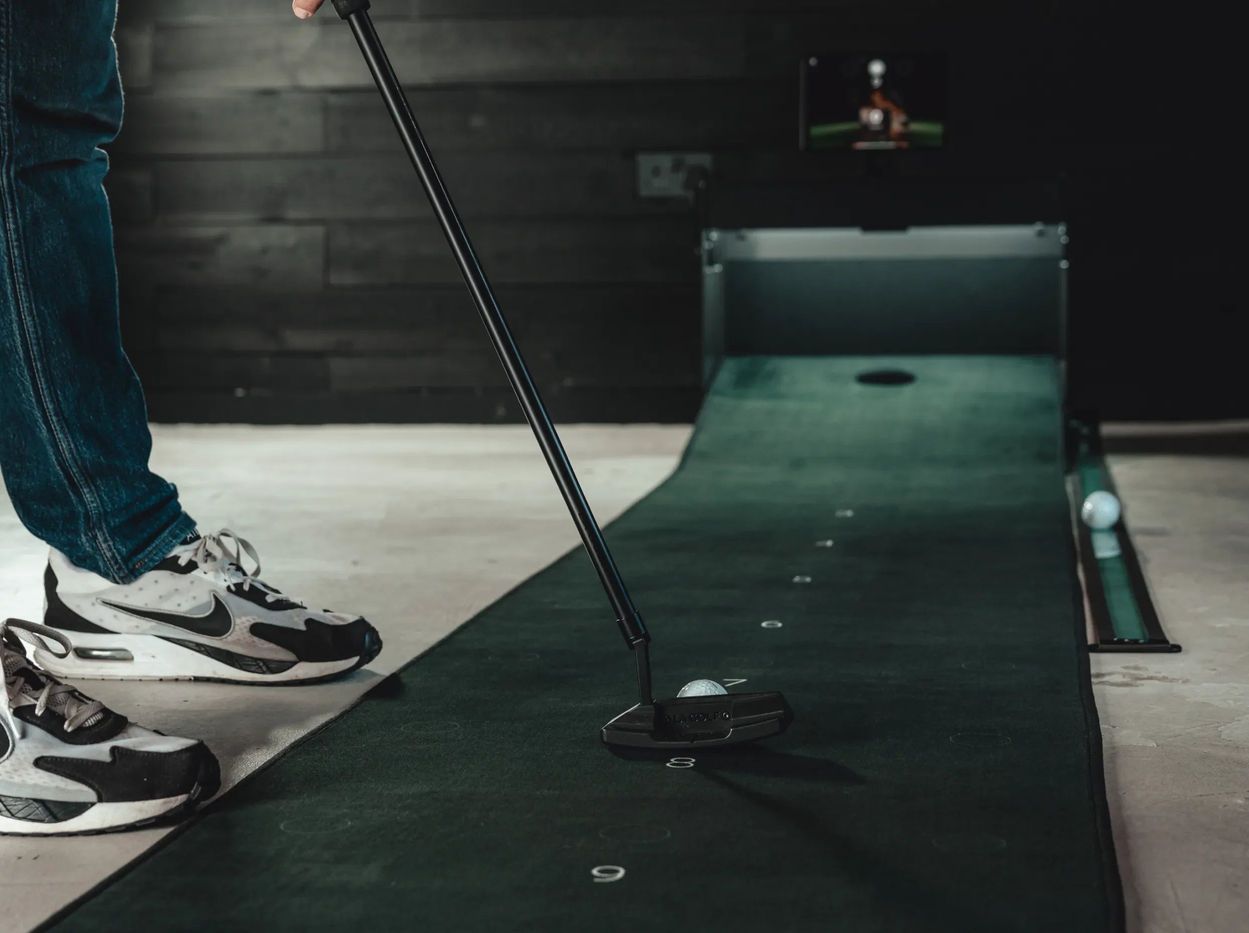 PUTTR Smart Putting Green