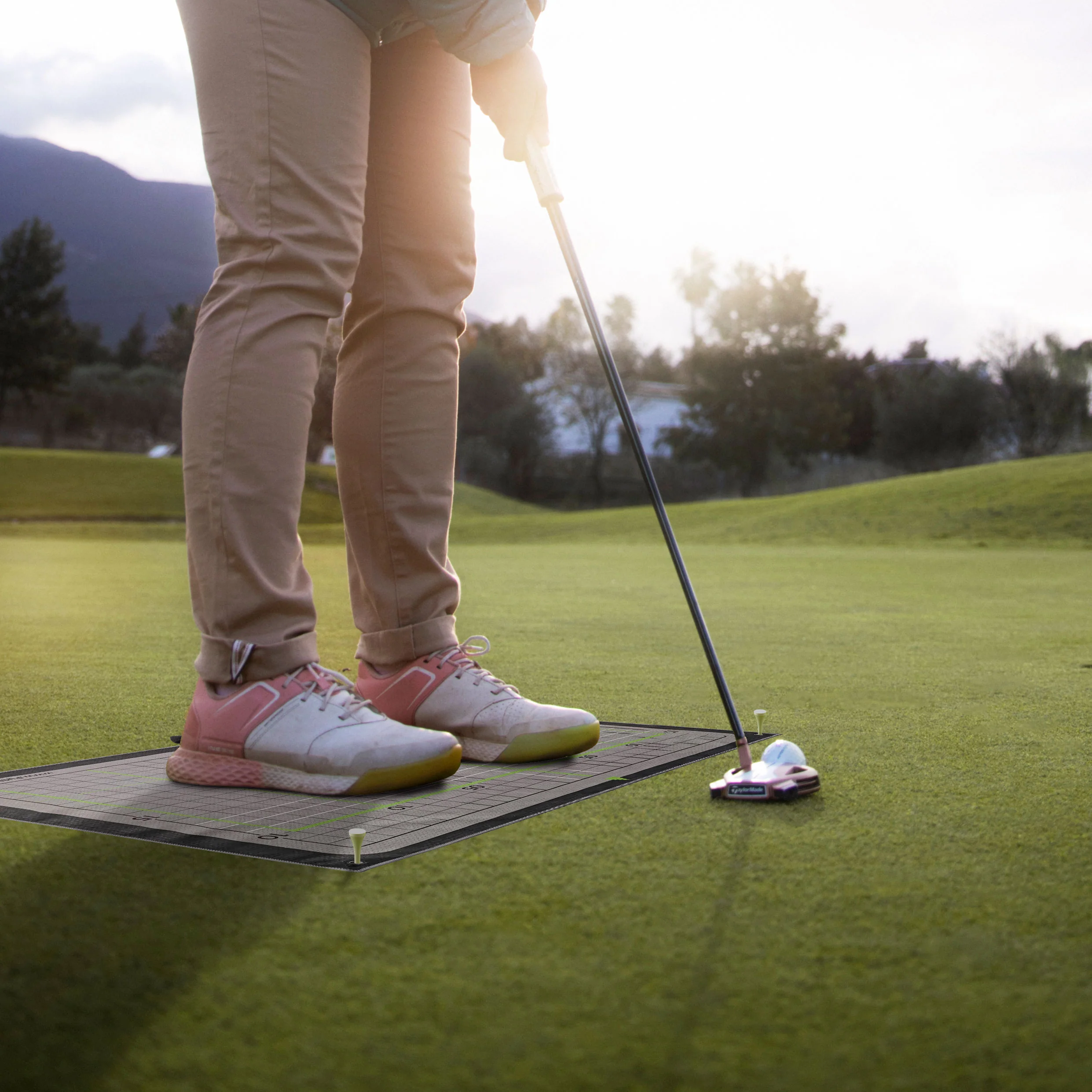 PuttAim Training Towel – The Ultimate Putting Alignment Guide