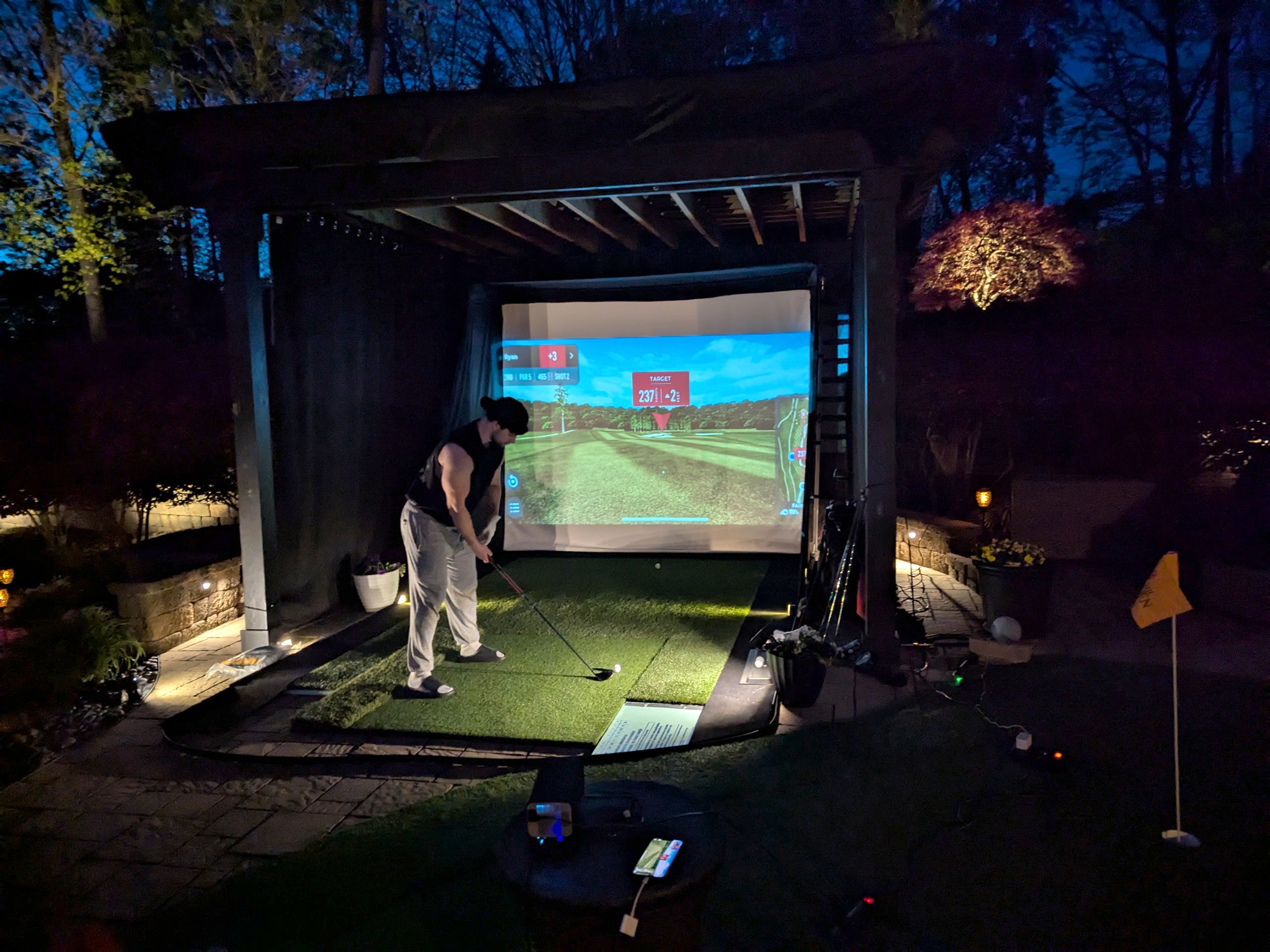 Elite Screen GolfSim Portable ImpactWhite® 350 - Portable Golf Enclosure and Screen