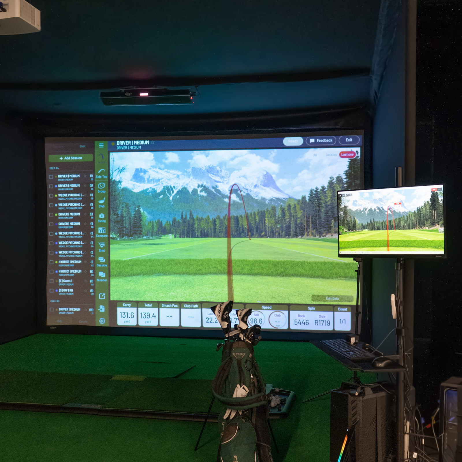 Uneekor EYE XO2 Golf Launch Monitor & Simulator – Ceiling-Mounted, Tour-Level Data