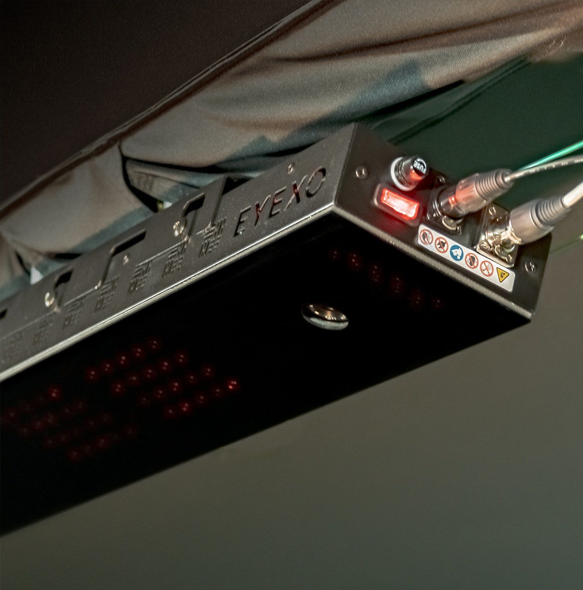 Uneekor EYE XO Golf Launch Monitor & Simulator – Ceiling-Mounted, Premium Accuracy